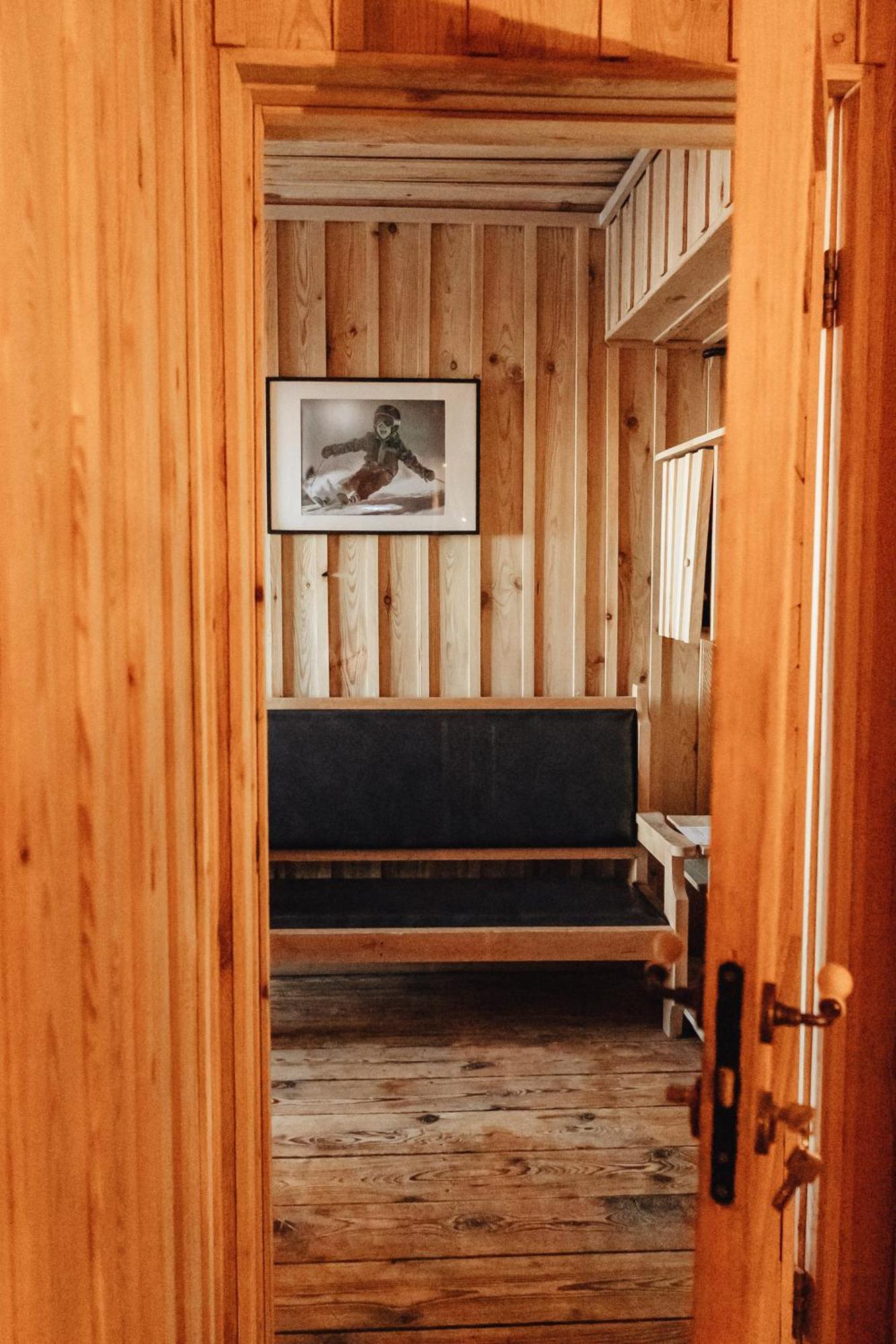 Le Mont Hotel Almati Kültér fotó