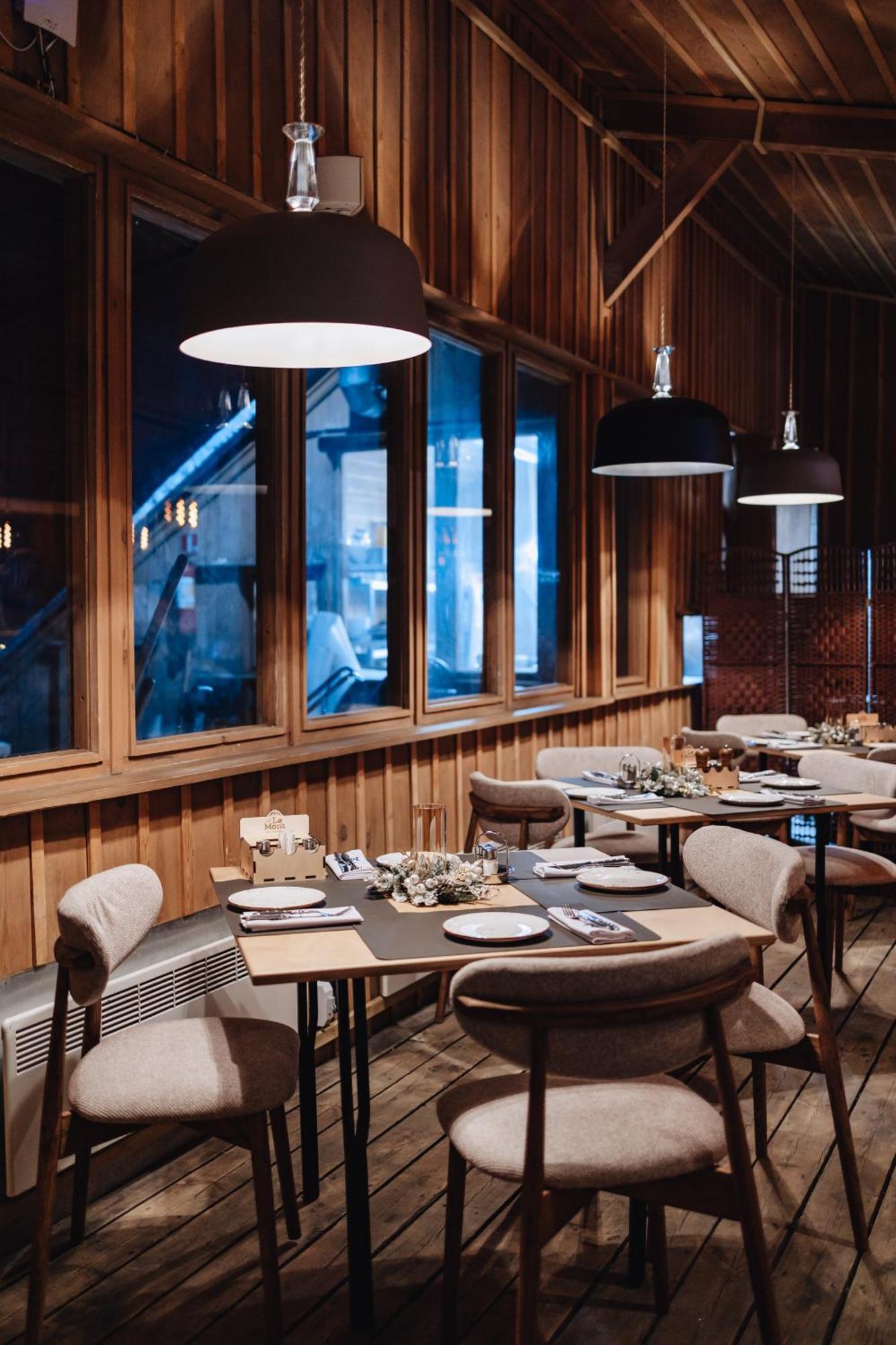 Le Mont Hotel Almati Kültér fotó